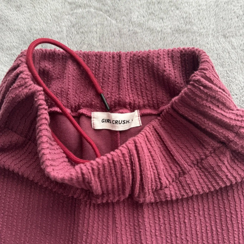 GIRL CRUSH GANG Wide Leg Waffle Pants - Dusty Rose/Muted Pink/Plum - Size S - Picture 2 of 9